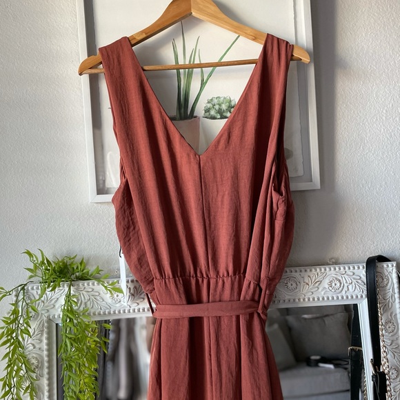 Flowy Wideleg Belted Sleeveless Jumpsuit 1X - Picture 8 of 9